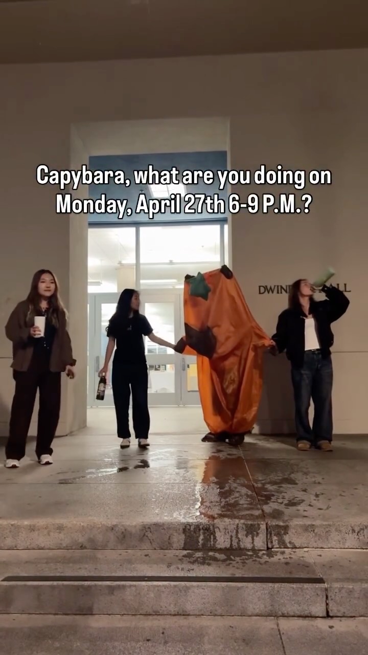 D-2 until EAU’s Asian Night Market! If you want Capybara to stop getting splashe