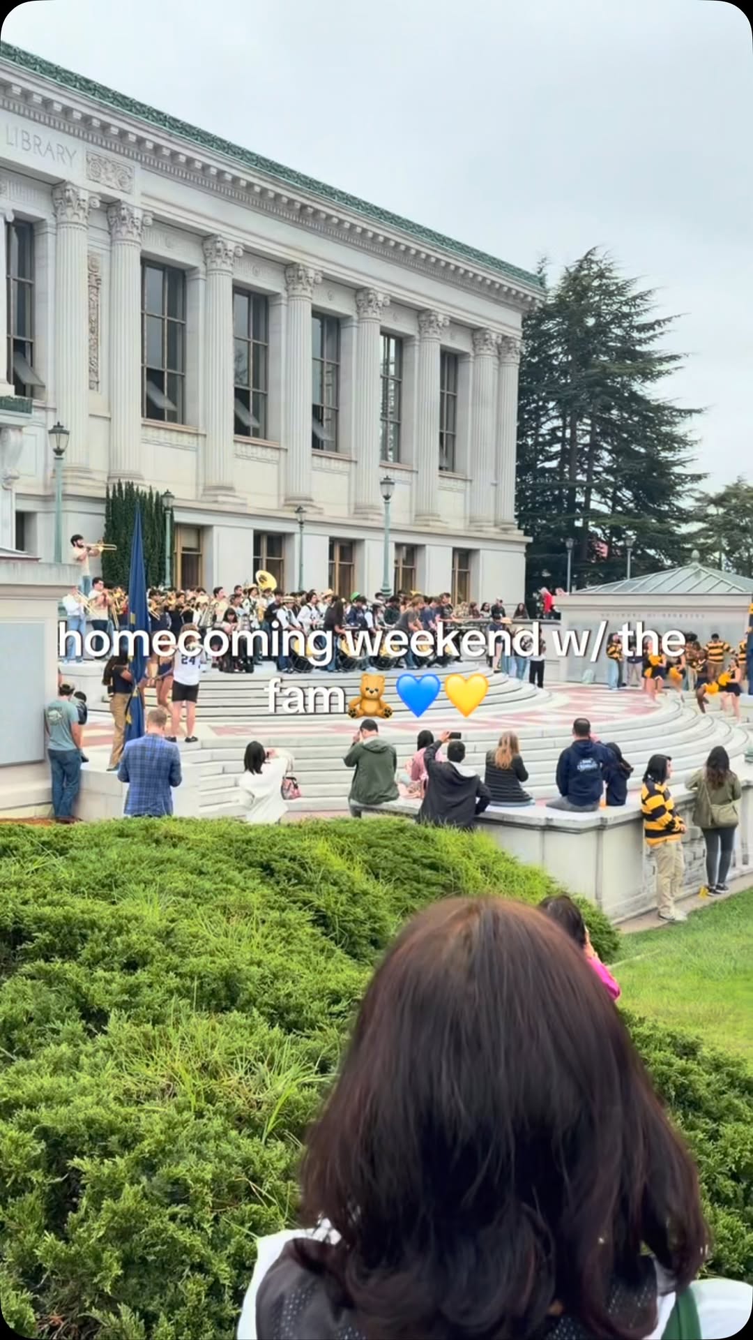 So fun seeing everyone out w/ their families!!🥹💙🧸 #ucberkeley #parentsweekend