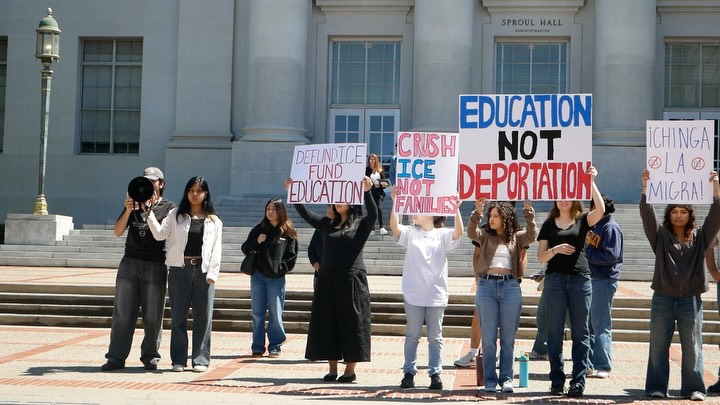 ‼️EDUCATION NOT DEPORTATION‼️
From chants of “Education Not Deportation” to powe